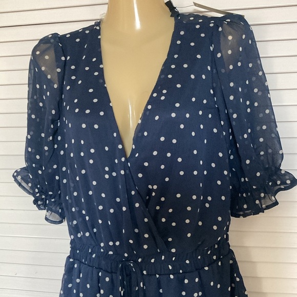 TRIXXI ROMPER WOMEN SIZE M NAVY  POLK DOT NEW - Picture 4 of 16